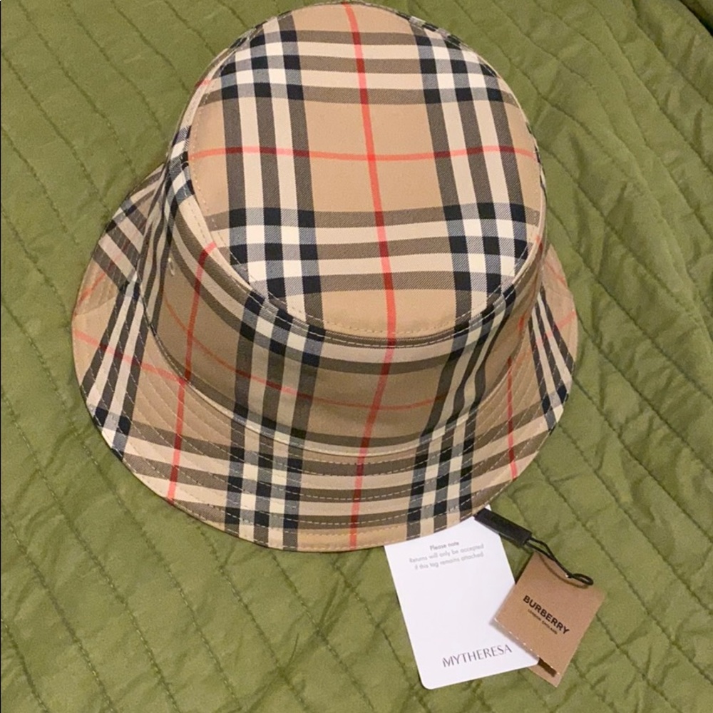 Burberry Vintage Check Cotton Blend Bucket Hat
